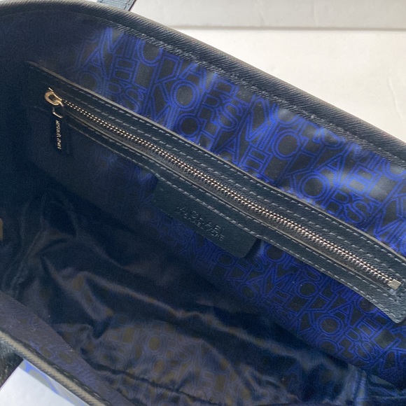 Michael Kors Navy and Black Polka Dot Tote - Picture 5 of 7